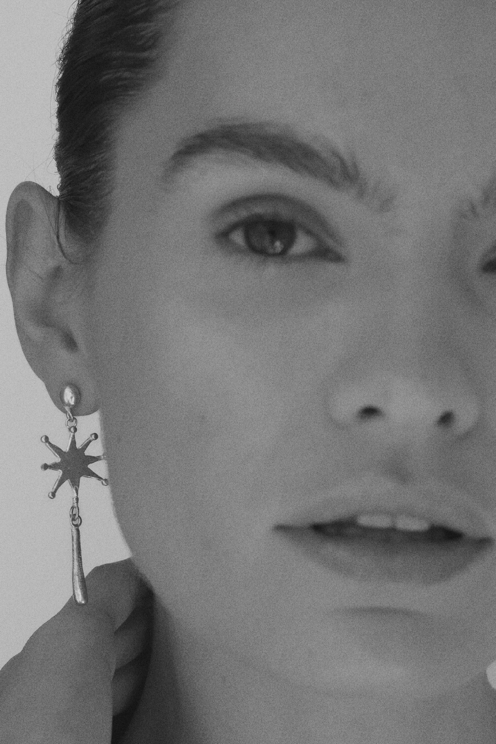 Shooting Star Earrings - Silver