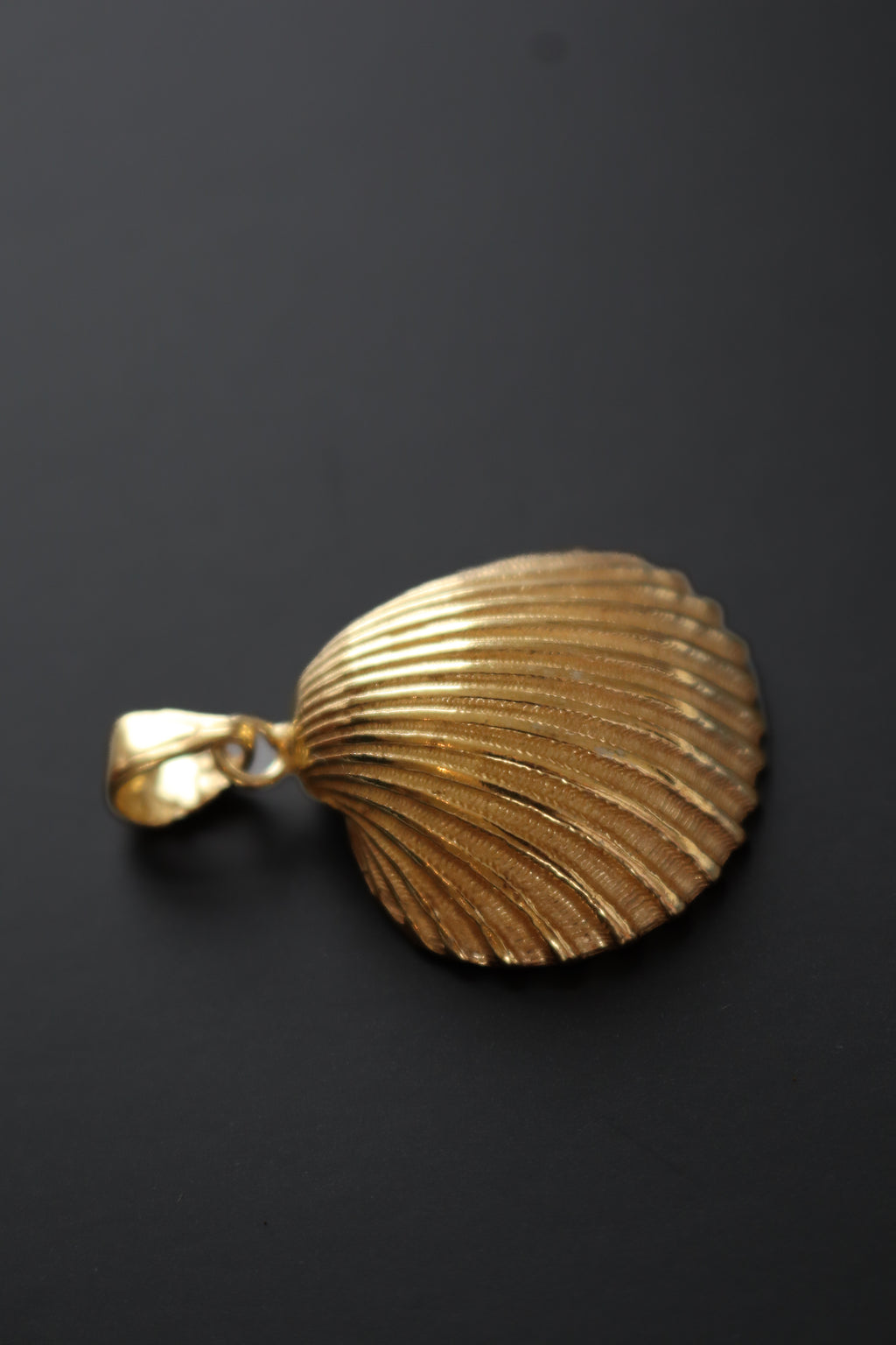 shell pendant - gold