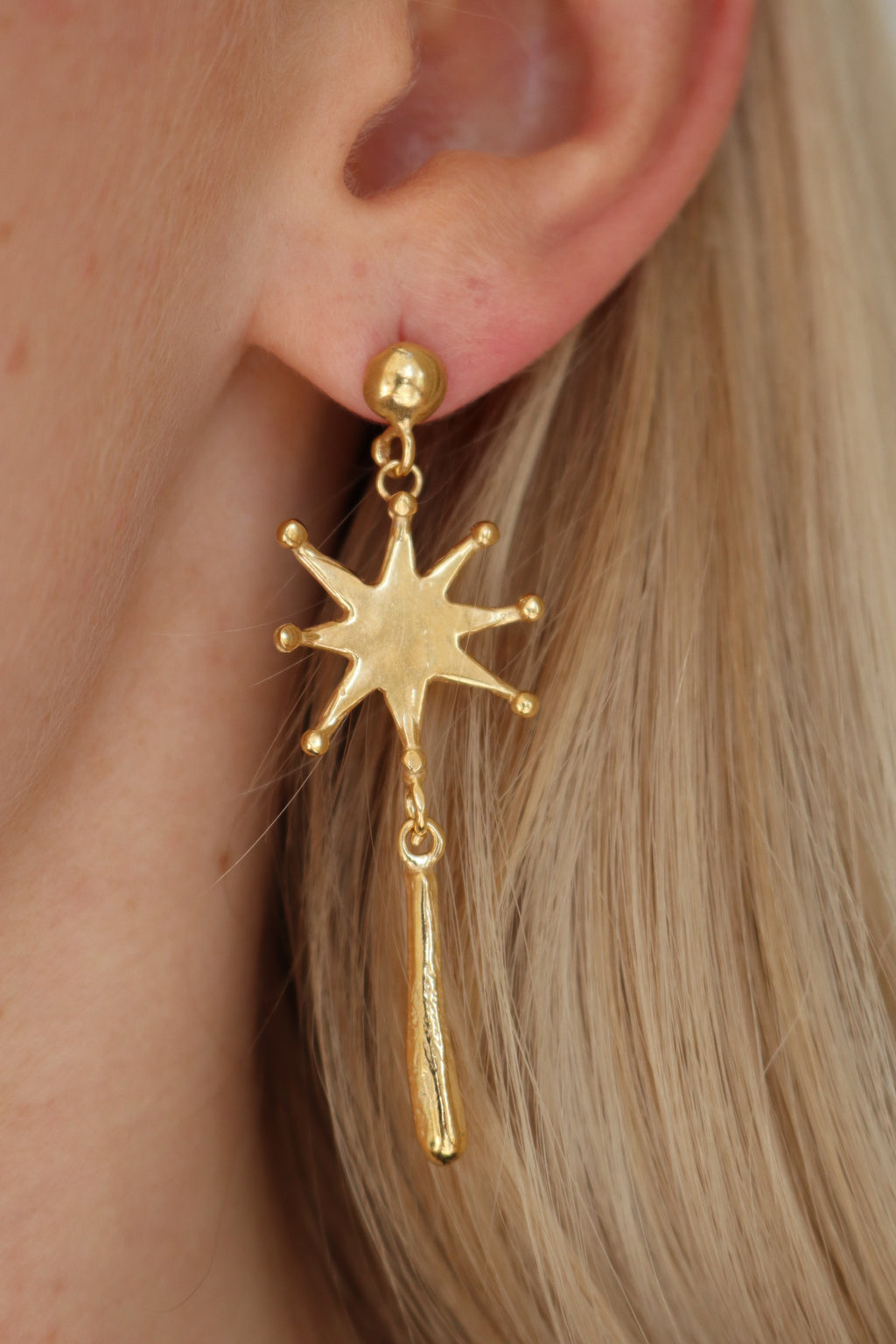 Shooting Star Earrings  - Gold
