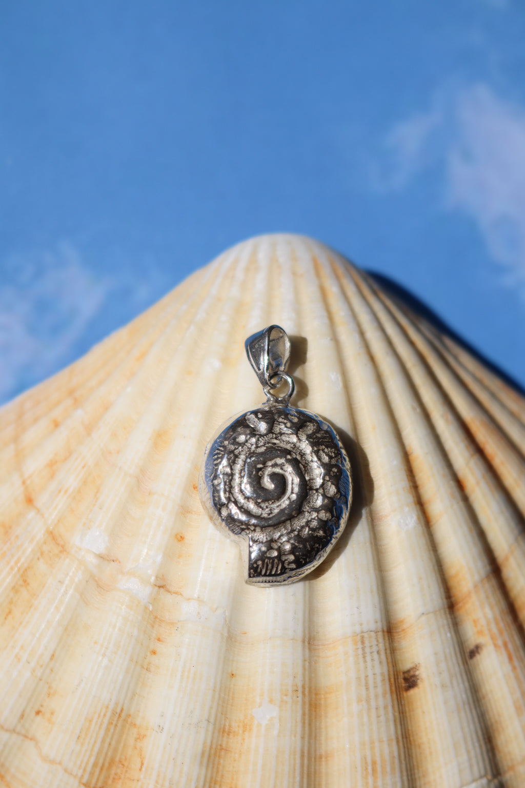 Kyma Pendant - Silver